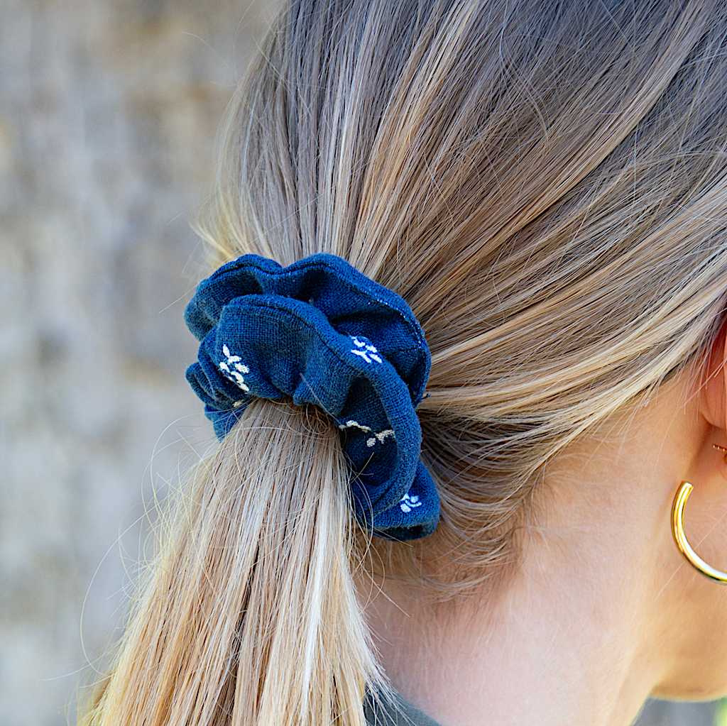 Haarband aus Blaudruckleinen