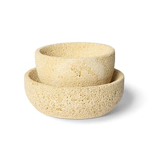 Schalen aus Sandstein