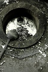 Großer Topfuntersetzer aus Zinn