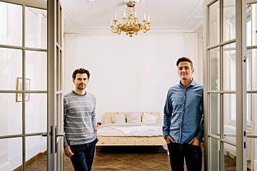 Kommode aus Zirbenholz