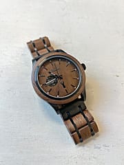 Herrenuhr mit Holzband