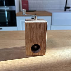 Muskatmühle aus Eichenholz