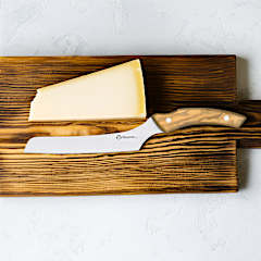 Käsemesser mit Holzgriff